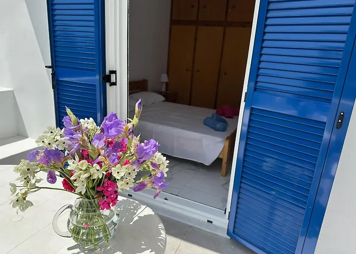 Family House Near Apartman Logarász